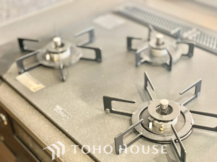 キッチン 【KITCHEN】◆家族のおはよう◆の声を笑顔で迎えてあげられるシステムキッチン。朝ごはんが楽しみでちょっと早起きしたくなるんです。