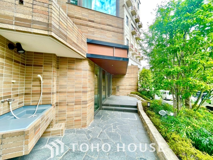 外観 【APPEARANCE】◆Sunshine◆光が燦々と入り、いるだけで気持ちいい。「開放的でゆとりある