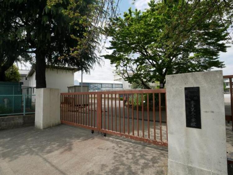 周辺 忠生第三小学校まで約697ｍ