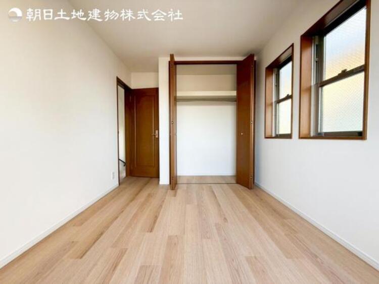 内装 すぐの見学や資料請求などお気軽にお問い合わせお待ちしております