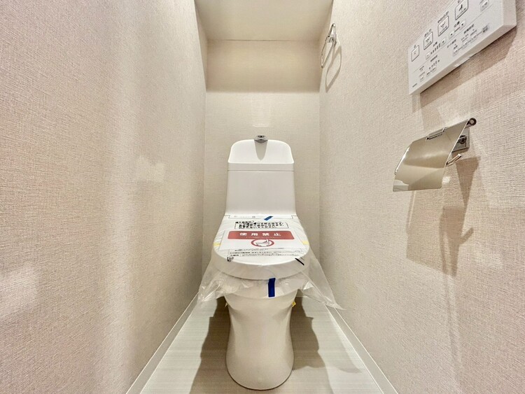 トイレ 暮らしの中のさりげないひとときの快適さにも、こだわりを、持って設備を配しております。