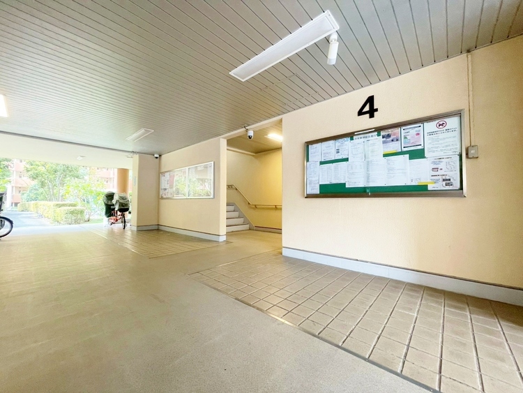 エントランス エントランスは、毎日の行き帰りで使う大事な空間です。