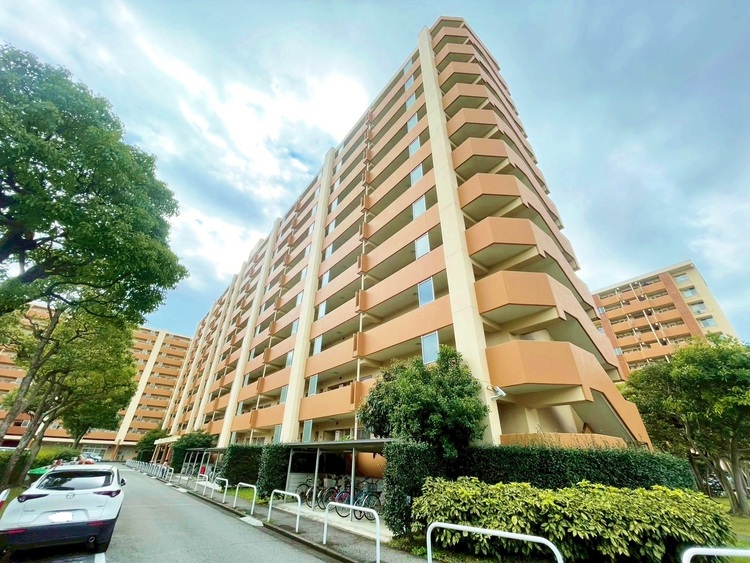 外観 ライフプランニングからローンまで、一貫してご説明させていただきます。お気軽にお問い合わせくださいませ。