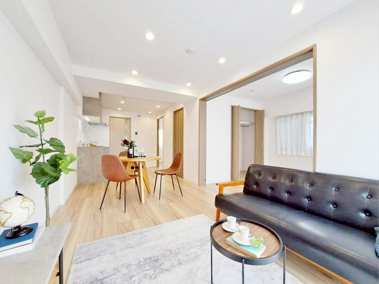 居間 快適に過ごす毎日を求めて、暮らしの中でご自身の「マイホーム」に創り上げてください。