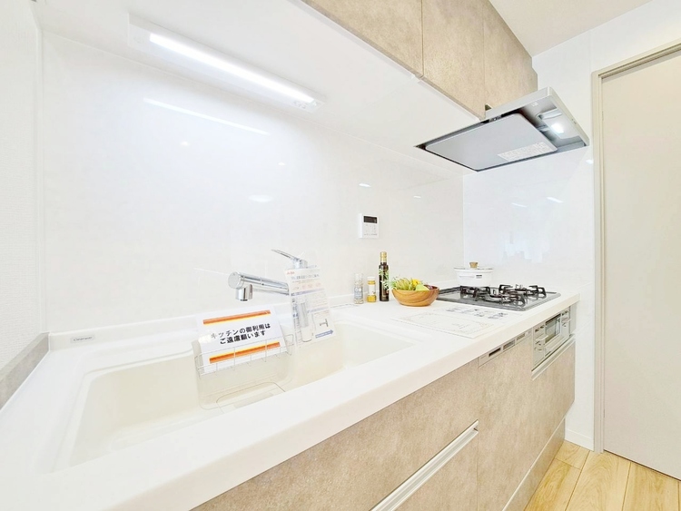 キッチン 洗練されたスタイリッシュなデザイン性と使いやすさを備えた仕様。