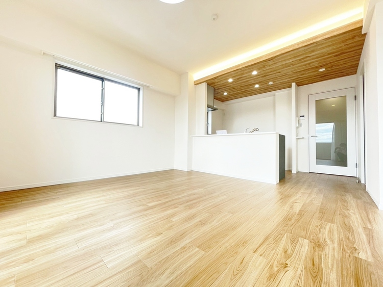 居間 過ごす時間が、たくさんの思い出として紡がれていく場所。