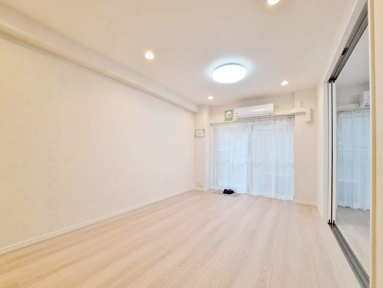 居間 豊かな居住性と、安心感を満たすクオリティが見事に調和した住空間。