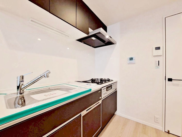 キッチン 洗練されたスタイリッシュなデザイン性と使いやすさを備えた仕様。