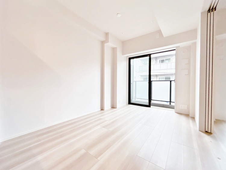 居間 飾り過ぎないシンプルな内装と偏り過ぎないデザインで統一しました。