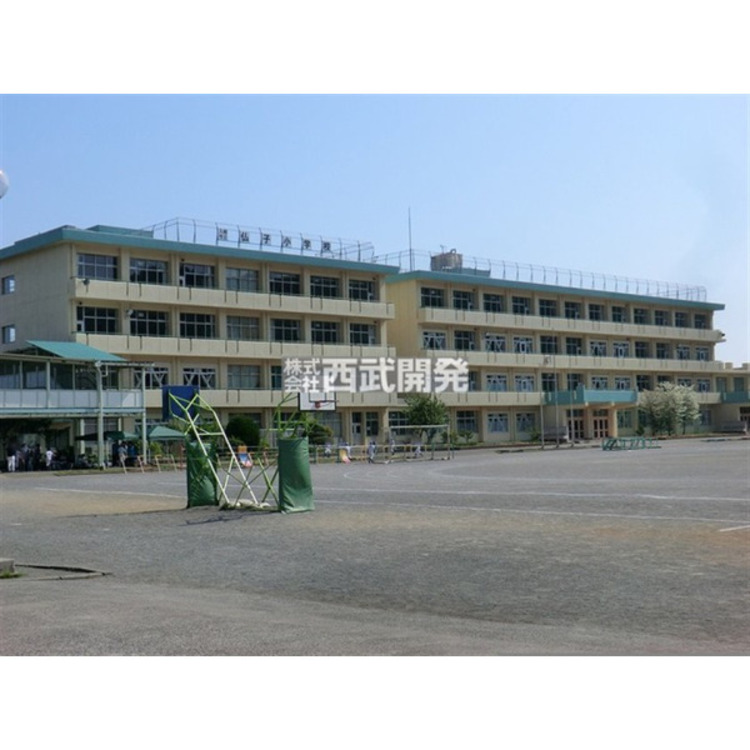周辺 仏子小学校(約830m)