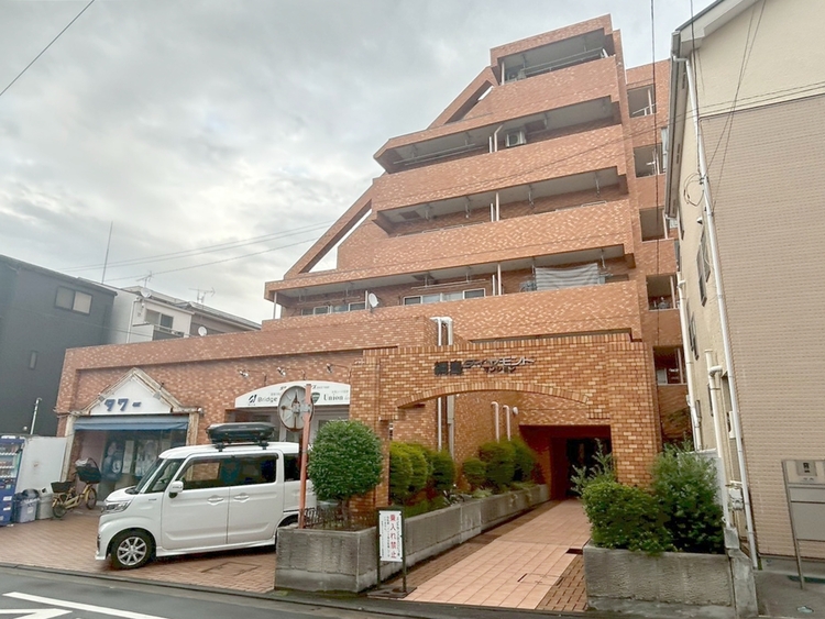 その他 飽きのこないシンプルモダンな外観です。