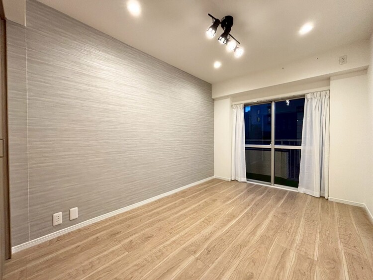 その他 清かで艶やかな時間をもたらしてくれる室内です。