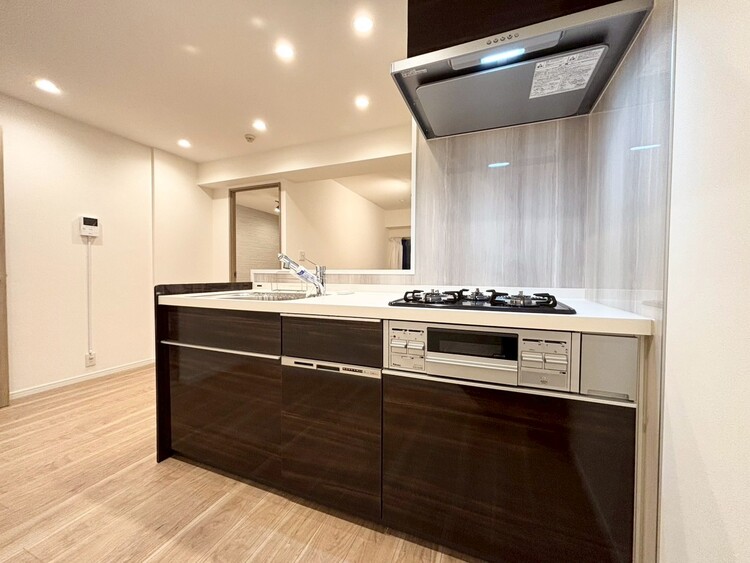 その他 使いやすくスタイリッシュなキッチン空間になっております。