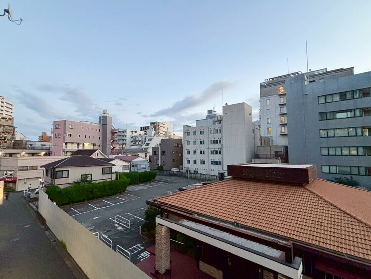 その他 眺望や窓からの景色が良いと、家で過ごす時間も快適です。