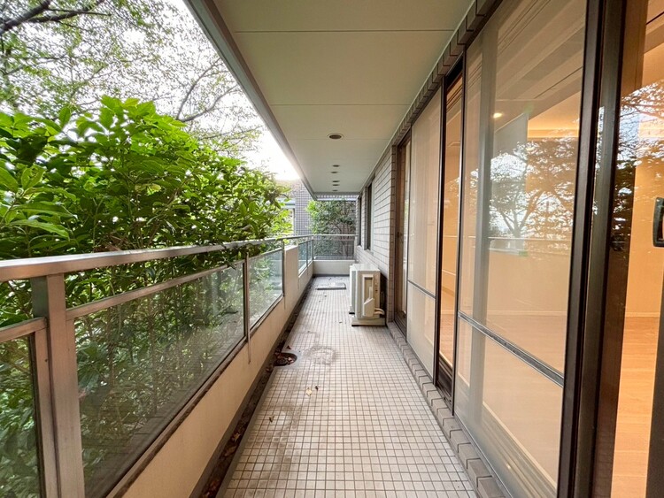 その他 朝の澄んだ空気や、夕方に吹く清々しい風を感じられるバルコニー。