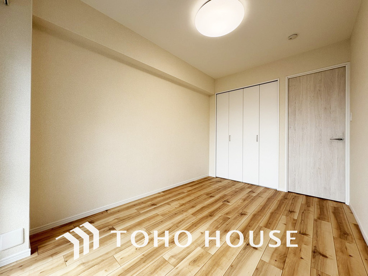 内装 シンプルですっきりとした室内は飽きのこない居心地の良い雰囲気です