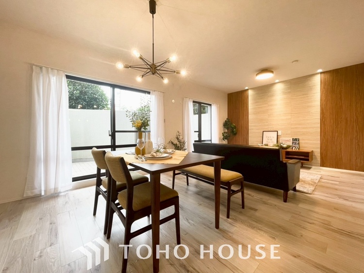 内装 【LIVING】◆家族◆愛する家族を一目で見渡せる。家族が集う空間。永遠に続く幸せな毎日を、ここで。