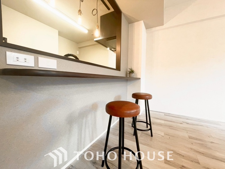 内装 【LIVING】◆simple is best◆無駄のない綺麗なつくりのリビングルームであなただけの暮らしを。