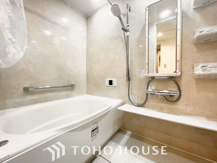 風呂 【BATHROOM】◆プライベートな空間◆simpleだからrelaxできるんです。こころもからだもキレイさっぱり。