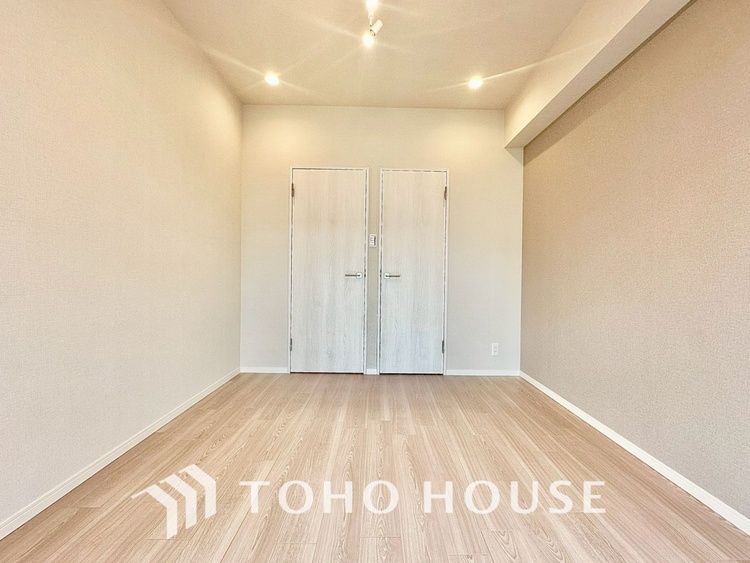 内装 【PRIVATE ROOM】◆快適◆な暮らしに不可欠な収納スペース。快適さとともに思い出も詰まっていく。