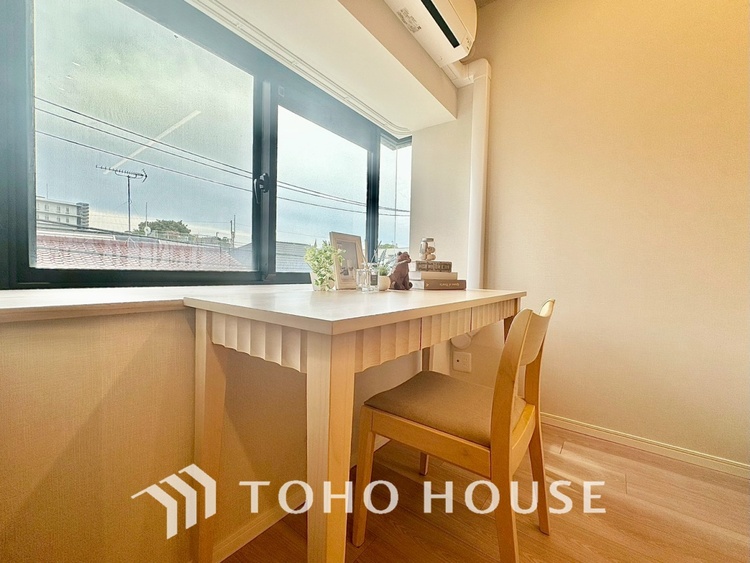 内装 【PRIVATE ROOM】◆属毛離裏◆子は父を手本とし、母に愛育されて成長する。家族の深い繋がり。いつまでも大切にしたい。