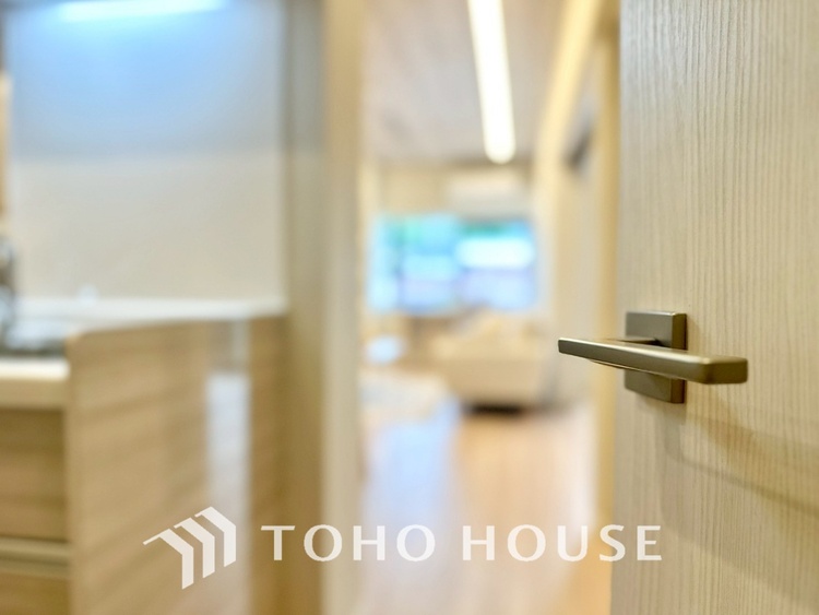 内装 【LIVING】◆住む喜び、楽しさ、感動◆を君と共有したい。いつまでもずっと家族を見渡せるこの広い空間で。