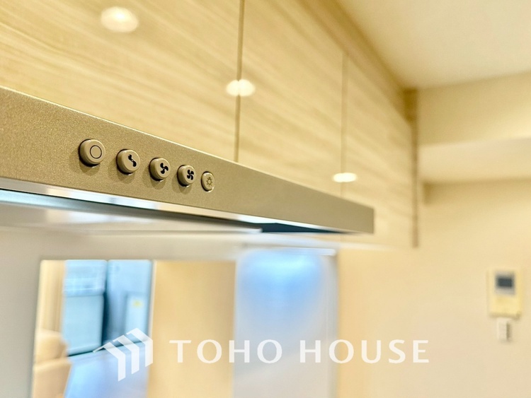 その他 【KITCHEN】◆開放的◆後片付けが楽なシステムキッチン。収納スペースの充実！