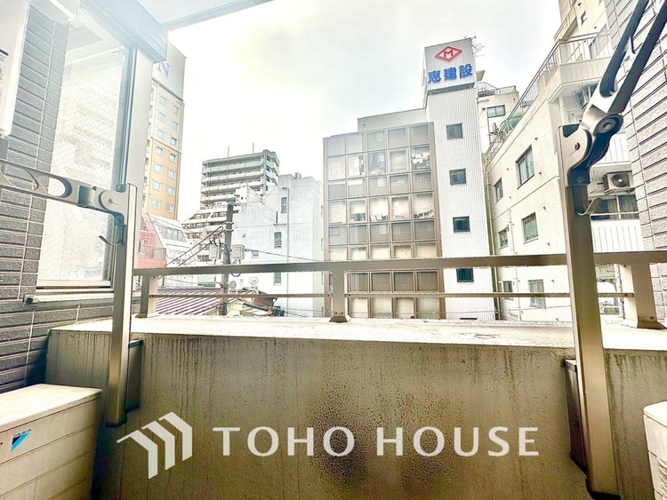 バルコニー 【BALCONY】◆Open new door◆扉の向こうには青空が広がっている。