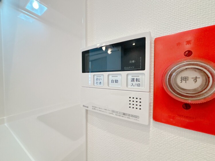 設備 見やすい画面で操作しやすい給湯パネルです。