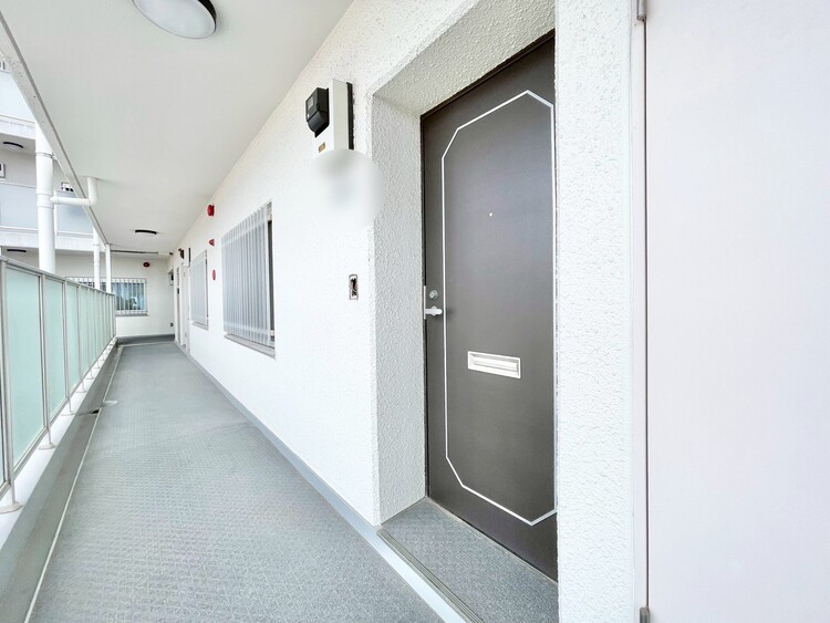 玄関 玄関を開ければ、そこは安らぎのご自宅。