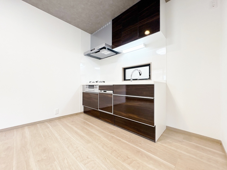 キッチン 洗練されたスタイリッシュなデザイン性と使いやすさを備えた仕様。