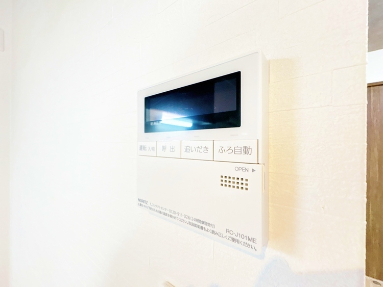 設備 見やすい画面で操作しやすい給湯パネルです。