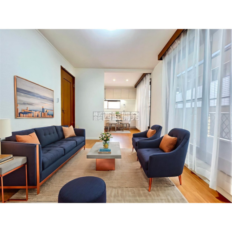 居間 配置してある家具や小物はCGによるイメージです。