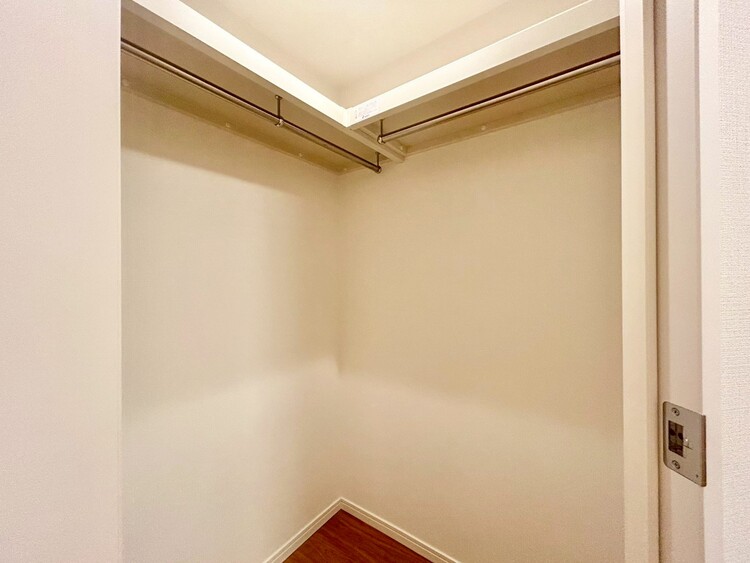 その他 収納スペースが付いていて、お部屋を広く使っていただけます。