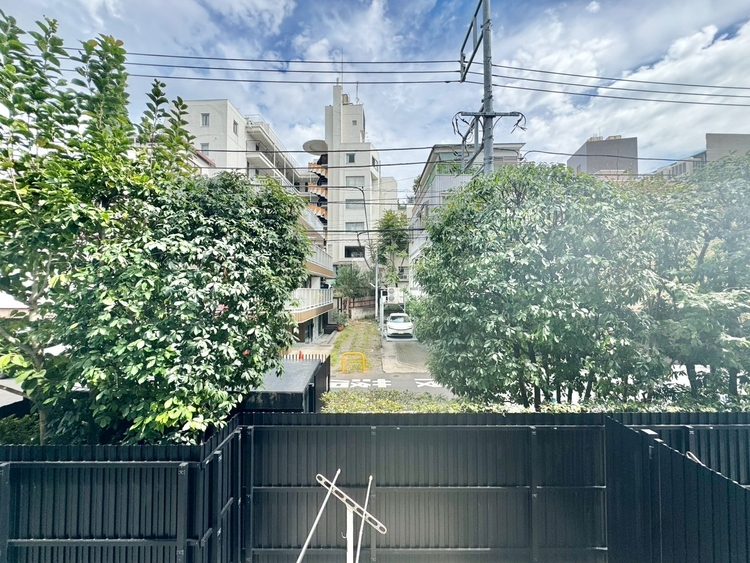 その他 眺望や窓からの景色が良いと、家で過ごす時間も快適です。