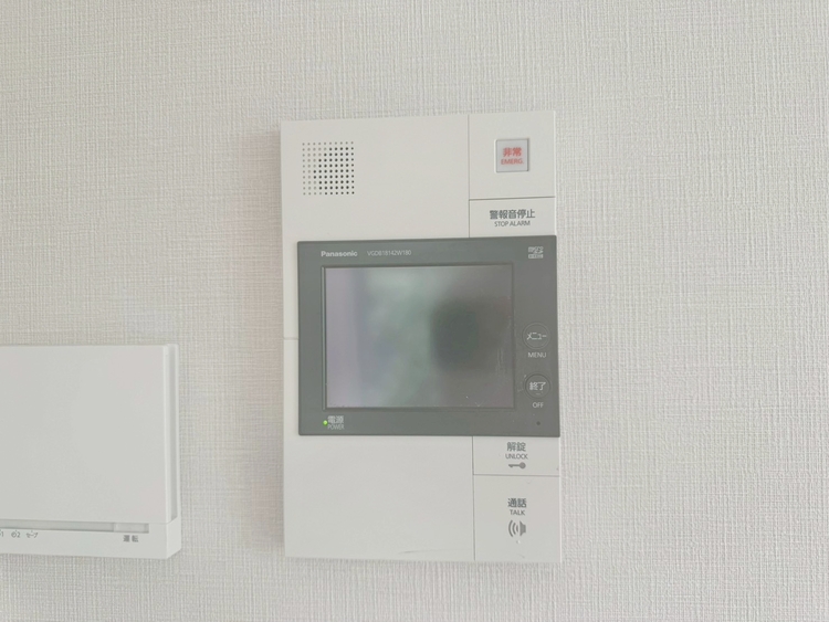 その他 誰が来てもわかる様にモニター付きインターホンを設置。