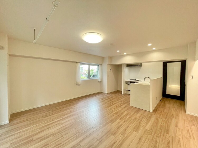 その他 シンプルな内装と偏り過ぎないデザインで統一しました。