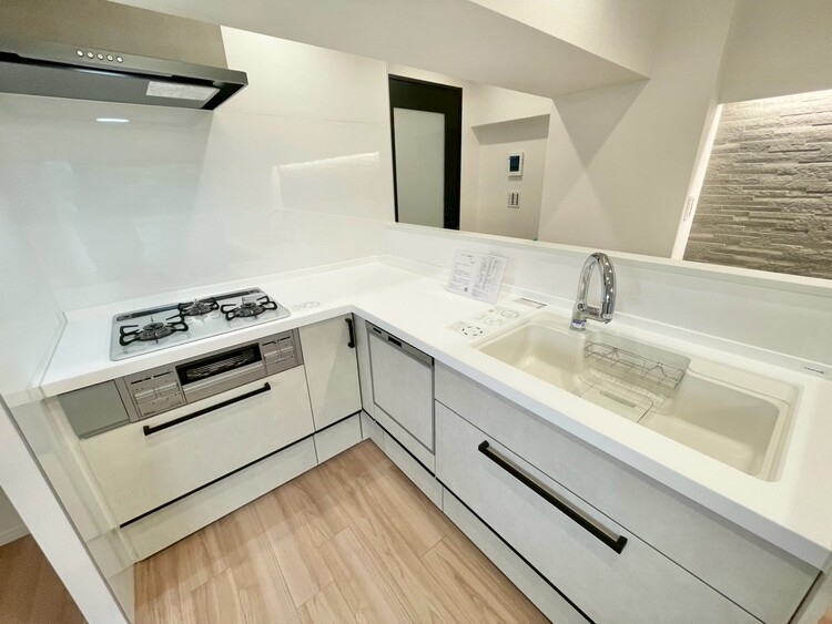 その他 使いやすくスタイリッシュなキッチン空間になっております。