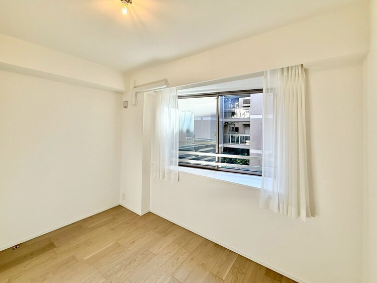 その他 清かで艶やかな時間をもたらしてくれる室内です。