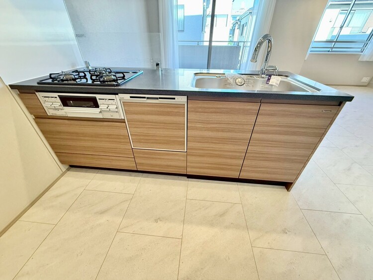 その他 開放感のあるキッチンスペース。調理をしながら、会話も弾みそうですね。