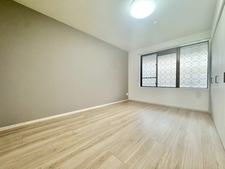 その他 清かで艶やかな時間をもたらしてくれる室内です。