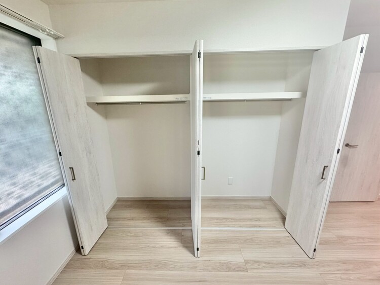 その他 収納スペースが付いていて、お部屋を広く使っていただけます。