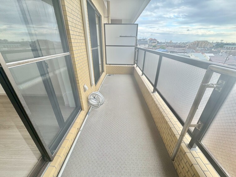 その他 朝の澄んだ空気や、夕方に吹く清々しい風を感じられるバルコニー。