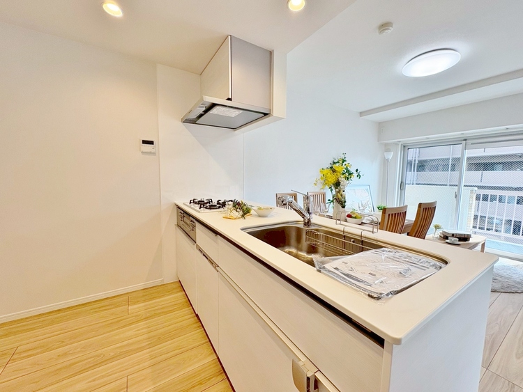 その他 開放感のあるキッチンスペース。調理をしながら、会話も弾みそうですね。