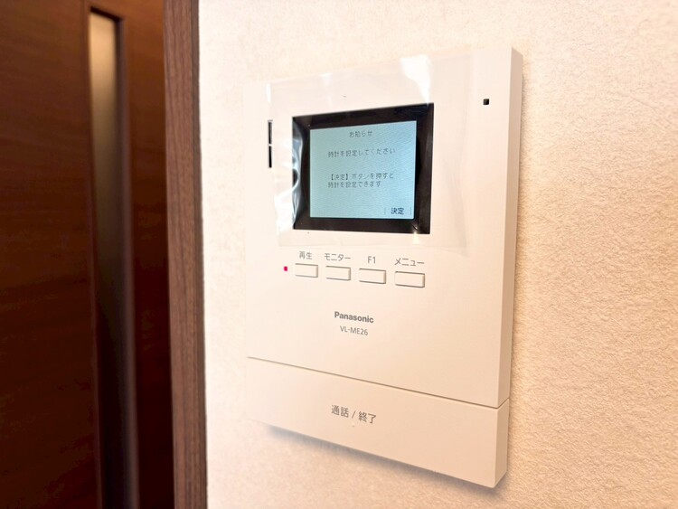 その他 誰が来てもわかる様にモニター付きインターホンを設置。