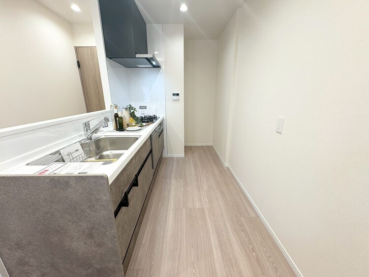 その他 使いやすくスタイリッシュなキッチン空間になっております。