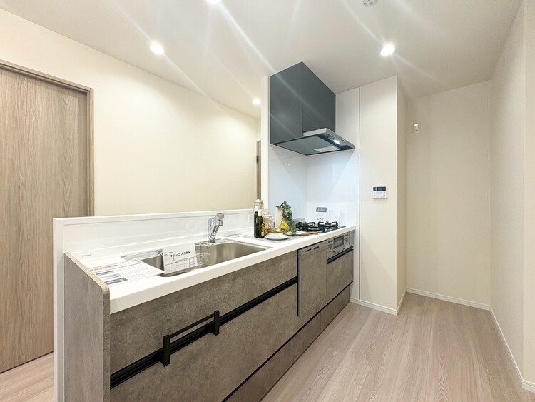 その他 開放感のあるキッチンスペース。調理をしながら、会話も弾みそうですね。