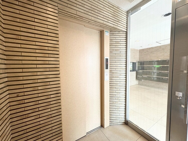 その他 エレベーター完備のため荷物が多くなっても安心。