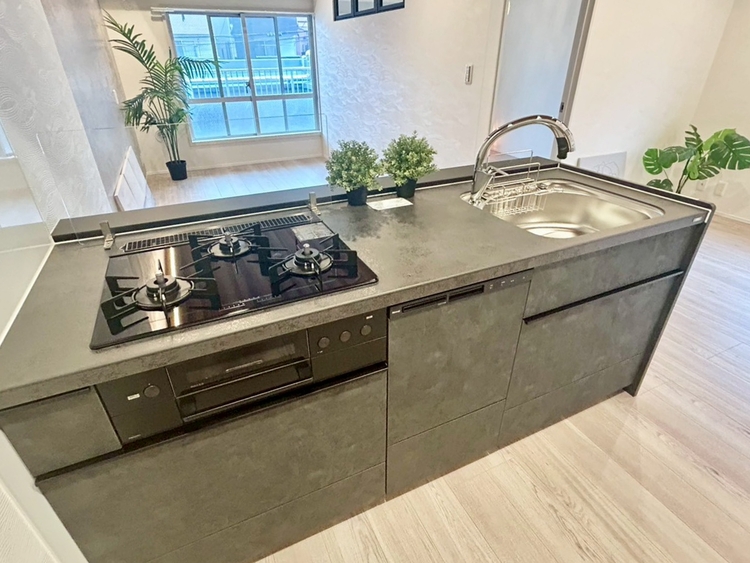 その他 開放感のあるキッチンスペース。調理をしながら、会話も弾みそうですね。