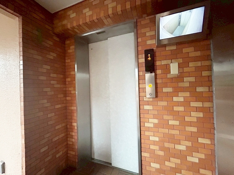 その他 エレベーター完備のため荷物が多くなっても安心。